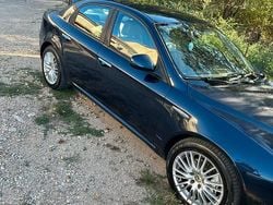 Blu Usata 2010 Alfa Romeo 159 Tre volumi | 4000 € (Buon prezzo)