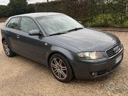 Grigio Usata 2004 Audi 200 Coupé | 999 €