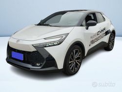 Bianco perlato Usata 2023 Toyota C-HR Lounge SUV | 35.400 € (Buon prezzo)