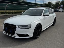 Bianco Usata 2012 Audi A4 S-Line Tre volumi | 10.500 € (Molto cara)