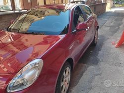 Rosso Usata 2011 Alfa Romeo Giulietta Due volumi | 5500 € (Buon prezzo)