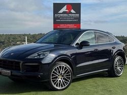 Moonlight blue Usata 2022 Porsche Cayenne Platinum Edition SUV | 73.900 € (Buon prezzo)