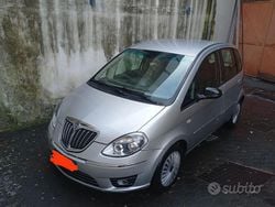 Grigio Usata 2011 Lancia Musa Monovolume | 4900 € (Cara)