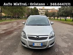 Grigio Usata 2011 Opel Zafira Cosmo Monovolume | 6700 € (Molto cara)