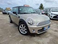 Oro Usata 2007 Mini Cooper Due volumi | 5800 € (Buon prezzo)