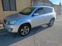 Usata 2009 Toyota RAV4 Luxury SUV | 7000 € (Ottimo prezzo)