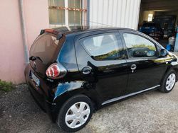 Nero Usata 2010 Toyota Aygo Due volumi | 3300 € (Buon prezzo)