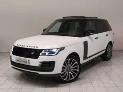 Bianco / nero / perlato Usata 2018 Land Rover Range Rover Vogue SUV | 45.950 € (Buon prezzo)