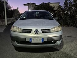 Usata 2004 Renault Mégane II Tre volumi | 500 €