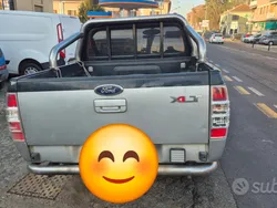 Usata 2009 Ford Ranger Limited Pick-up | 12.000 € (Cara)