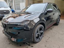 Nero Nuova 2025 Alfa Romeo Junior Edizione Speciale SUV | 28.950 € (Buon prezzo)