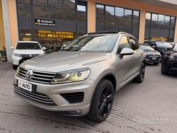 Grigio Usata 2014 VW Touareg Executive SUV | 17.500 € (Buon prezzo)