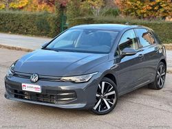 Grigio Usata 2024 VW Golf VIII Edition Tre volumi | 26.900 € (Buon prezzo)
