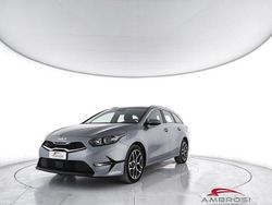 Grigio Usata 2023 Kia Ceed Due volumi | 14.355 € (Molto cara)