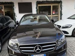 Nero Usata 2018 Mercedes E220 Exclusive Tre volumi | 24.900 € (Super prezzo)