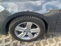 Grigio Usata 2019 VW Golf VII Tre volumi | 16.500 € (Buon prezzo)