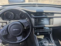 Usata 2018 Jaguar XF Tre volumi | 9900 € (Super prezzo)