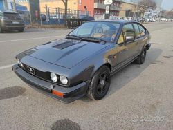 Grigio Usata 1985 Alfa Romeo Alfetta Tre volumi | 26.000 €