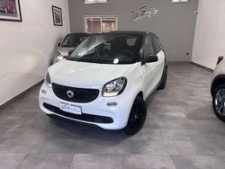 Bianco Usata 2017 Smart ForFour Passion Due volumi | 12.900 € (Cara)