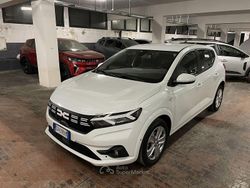 Bianco Usata 2024 Dacia Sandero Expression Tre volumi | 14.400 € (Buon prezzo)