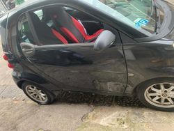 Usata 2010 Smart ForTwo Coupé Due volumi | 2800 € (Ottimo prezzo)