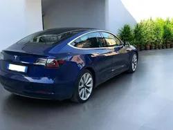 Usata 2020 Tesla Model 3 Standard Range Tre volumi | 23.000 € (Buon prezzo)