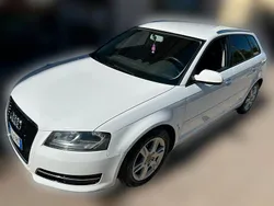 Bianco Usata 2011 Audi A3 Ambition Tre volumi | 7800 € (Buon prezzo)