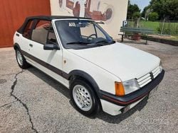 Bianco Usata 1988 Peugeot 205 Cabrio | 9500 €