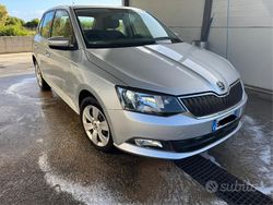 Grigio Usata 2016 Skoda Fabia Tre volumi | 8400 € (Buon prezzo)
