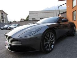 Magnetic silver metallic Usata 2020 Aston Martin DB11 Coupé | 99.900 €