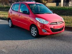 Rosso Usata 2011 Hyundai i10 Due volumi | 3990 € (Buon prezzo)
