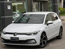 Bianco Usata 2020 VW Golf VIII Style Tre volumi | 21.900 € (Ottimo prezzo)