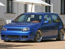 Blu/azzurro Usata 2002 VW Golf IV GTI Tre volumi | 4590 € (Ottimo prezzo)