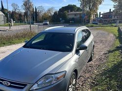 Grigio Usata 2013 Ford Mondeo Tre volumi | 5000 € (Ottimo prezzo)