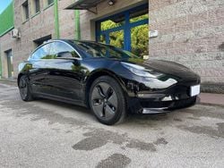 Nero Usata 2019 Tesla Model 3 Tre volumi | 20.800 € (Ottimo prezzo)