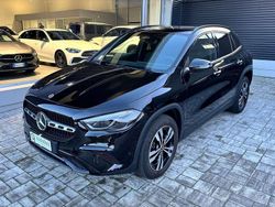 Nero cosmo Usata 2024 Mercedes GLA200 Advanced Plus SUV | 41.500 € (Buon prezzo)