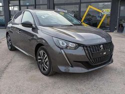 Grigio Usata 2024 Peugeot 208 Allure Due volumi | 17.900 € (Cara)