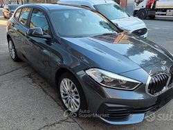 Grigio Usata 2021 BMW 116 Advantage Due volumi | 19.990 € (Buon prezzo)
