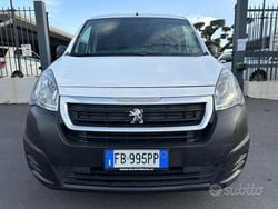 Bianco Usata 2016 Peugeot Partner Comfort Monovolume | 7900 € (Buon prezzo)