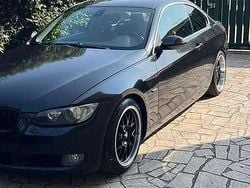 Nero Usata 2007 BMW 330 M Sport Coupé | 11.999 € (Ottimo prezzo)
