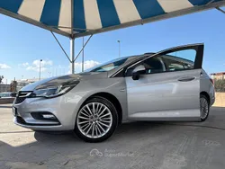 Argento Usata 2019 Opel Astra Dynamic Station wagon | 10.490 € (Buon prezzo)