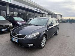 Grigio Usata 2012 Kia Ceed LX Due volumi | 3900 € (Buon prezzo)