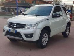 Bianco Usata 2013 Suzuki Grand Vitara Tre volumi | 8500 €