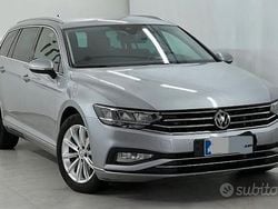 Grigio Usata 2020 VW Passat Business Station wagon | 16.900 € (Buon prezzo)