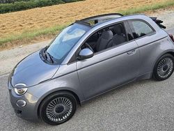 Usata 2021 Fiat 500e Icon Cabrio | 12.900 € (Ottimo prezzo)