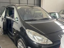 Nero Usata 2008 Peugeot 1007 Monovolume | 2200 €