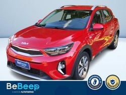 Rosso metallizzato Usata 2023 Kia Stonic Urban SUV | 15.900 € (Buon prezzo)