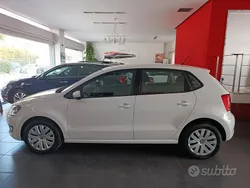 Bianco Usata 2014 VW Polo Trendline Tre volumi | 5950 € (Ottimo prezzo)