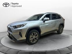 Argento Usata 2022 Toyota RAV4 Hybrid SUV | 35.490 € (Cara)
