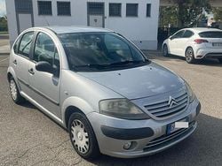 Grigio Usata 2003 Citroën C3 Elegance Due volumi | 1800 € (Buon prezzo)